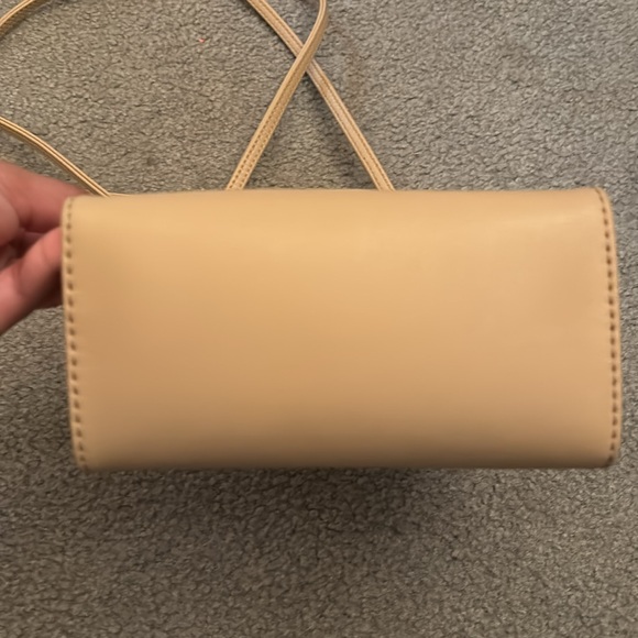 Small Cream Telfar - Picture 4 of 6